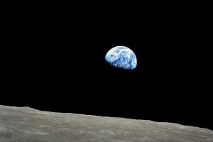 "Lever de terre" sur la lune.