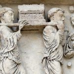 La translation des reliques de saint Benoît. Abbaye de Fleury. Saint-Benoît-sur-Loire.
