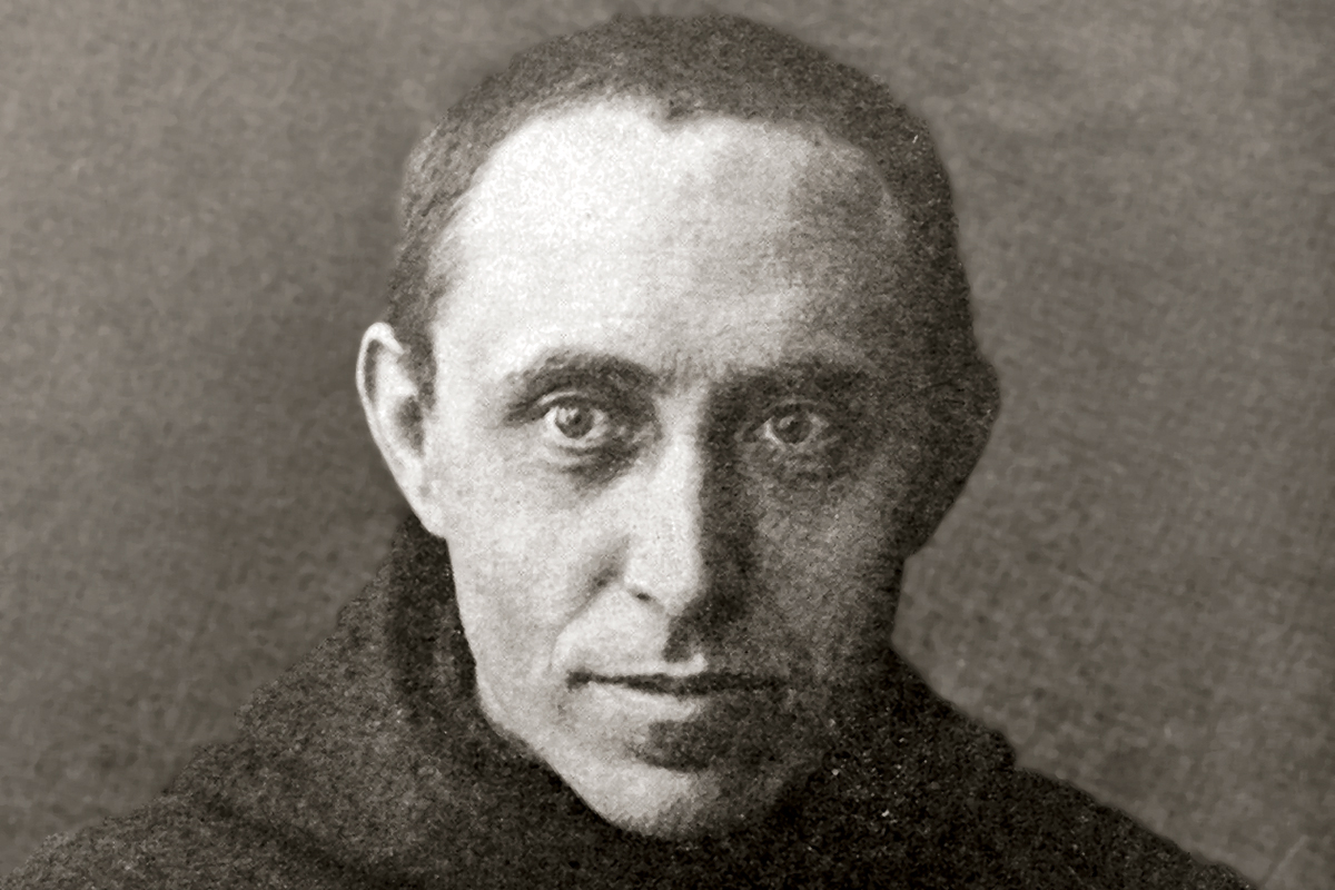 Dom Aubourg reçoit l’habit bénédictin à l’abbaye Notre-Dame de Quarrn (île de Wright).