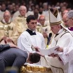 Le nombre croissant de jeunes qui choisissent de se faire baptiser est un signe d'espérance.