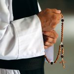 « De multiples façons de réciter le Rosaire sont possibles et permises. »